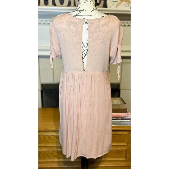 Almost Famous Womens Large soft Pink Dress with lace - Picture 3 of 3